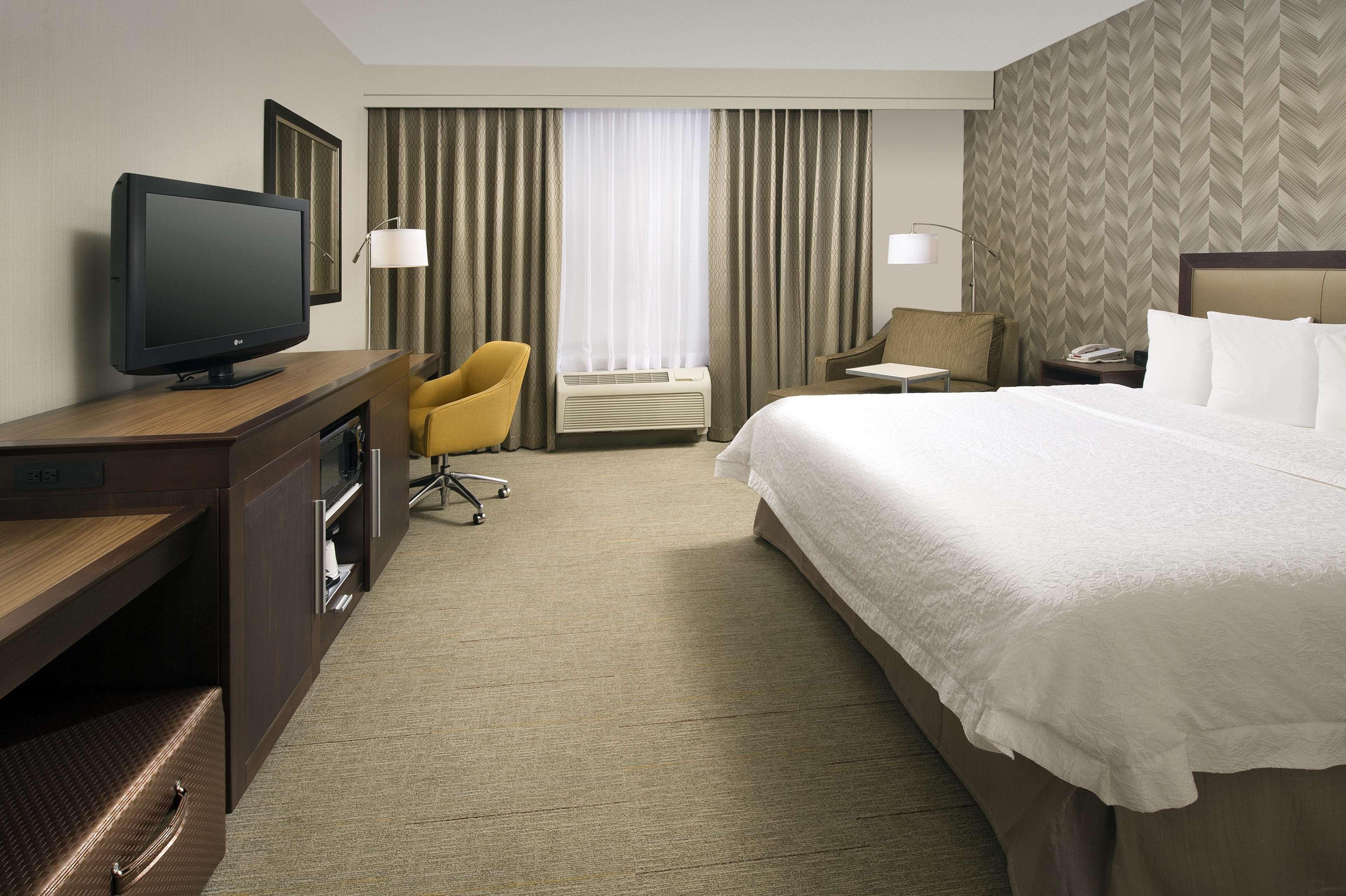 Hampton Inn Kansas City The Legends Kültér fotó