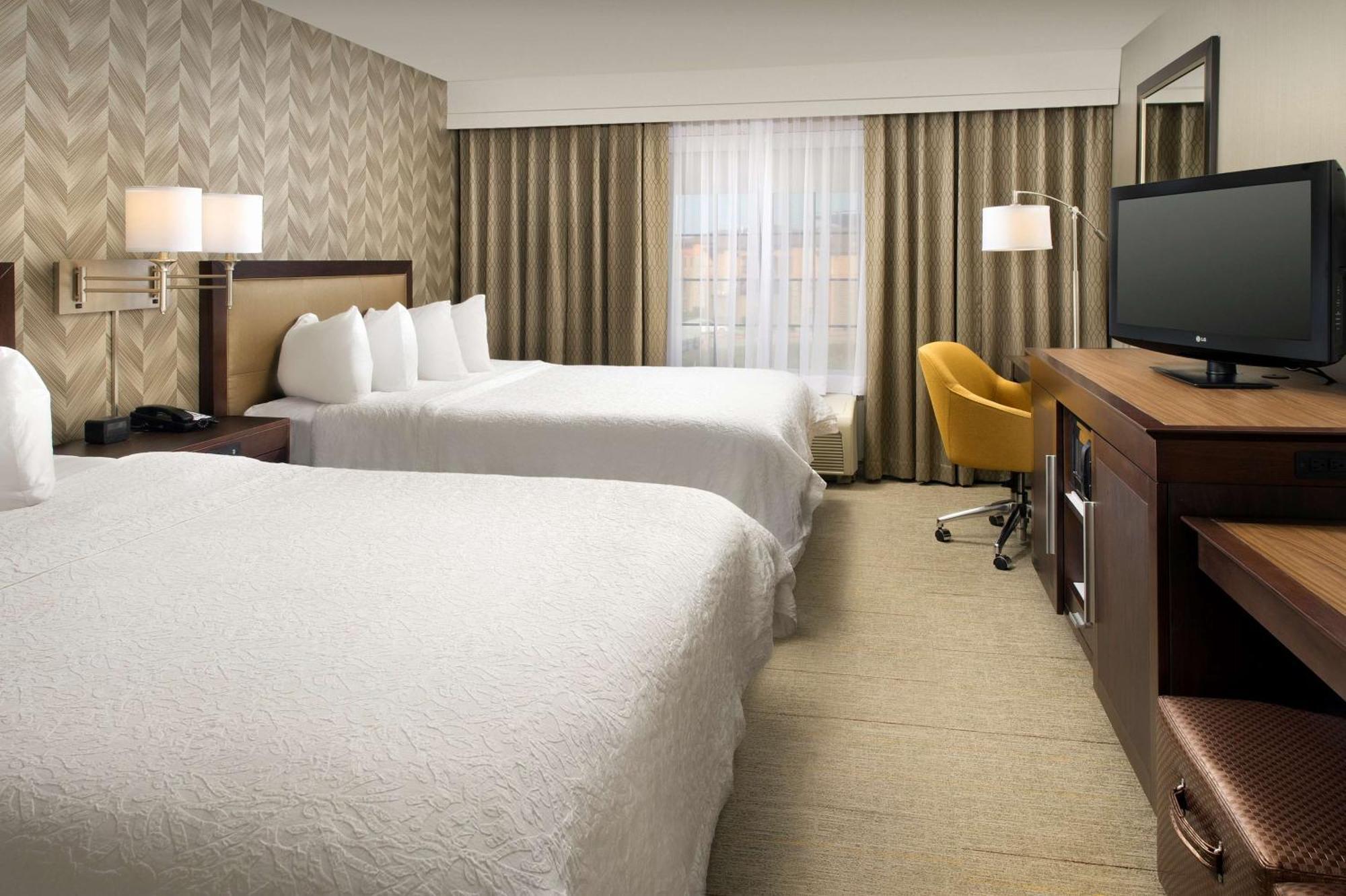 Hampton Inn Kansas City The Legends Kültér fotó