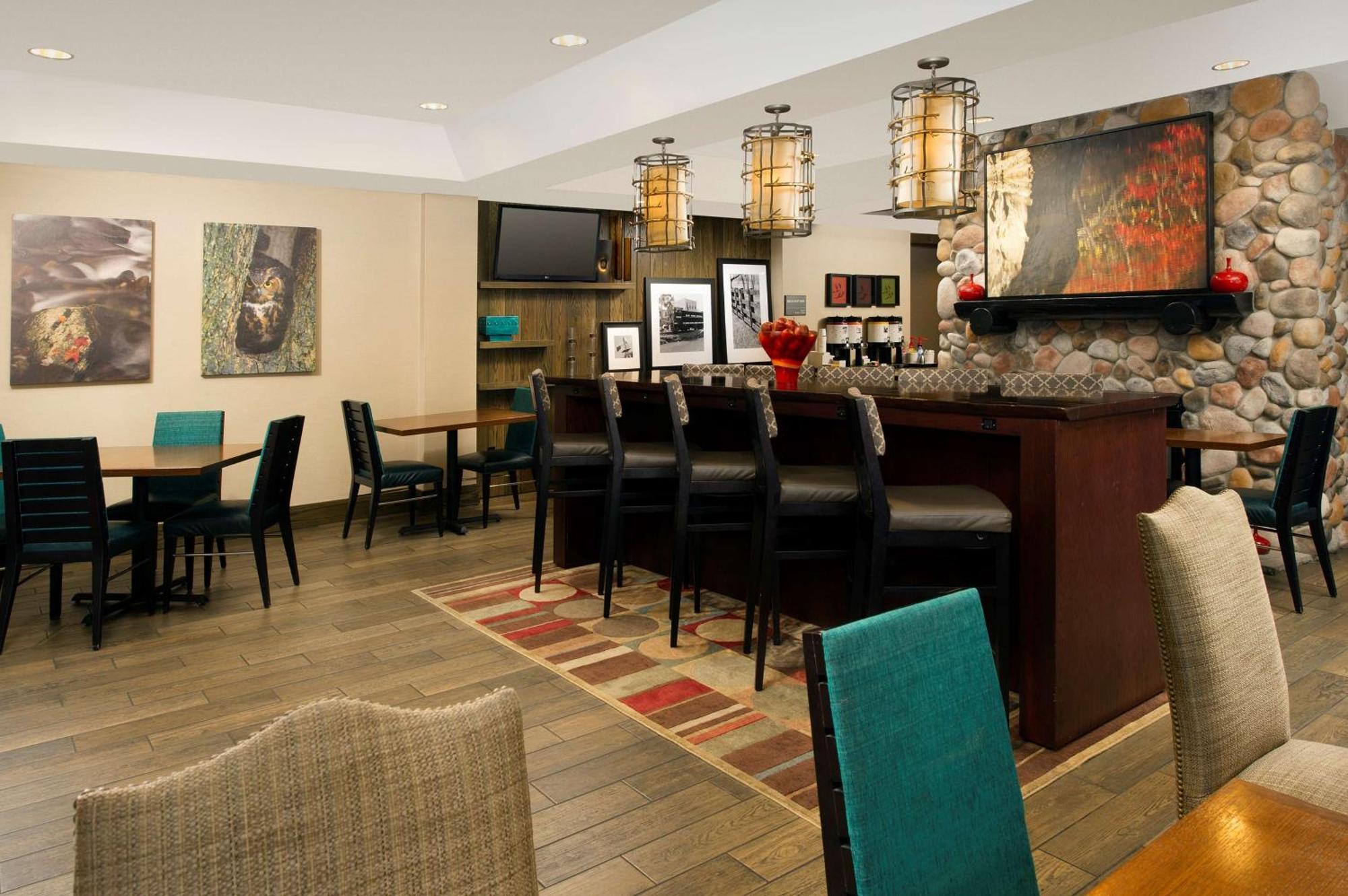 Hampton Inn Kansas City The Legends Kültér fotó