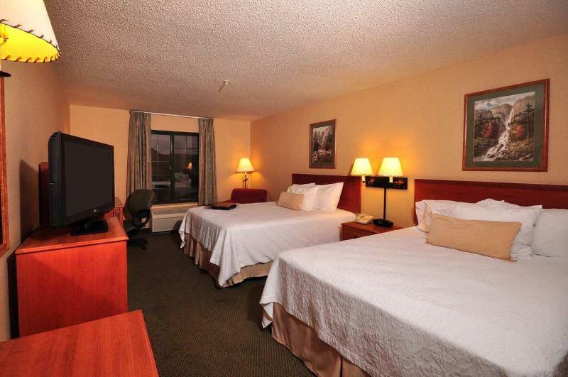 Hampton Inn Kansas City The Legends Szoba fotó