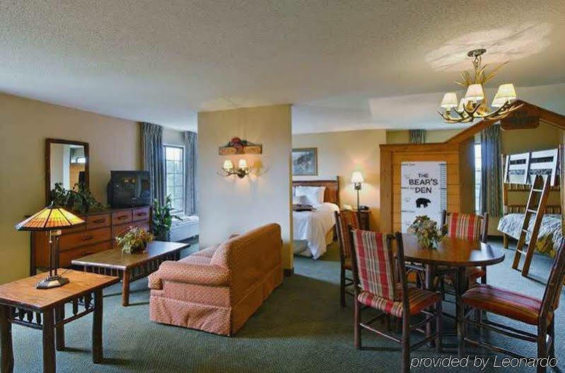 Hampton Inn Kansas City The Legends Kültér fotó