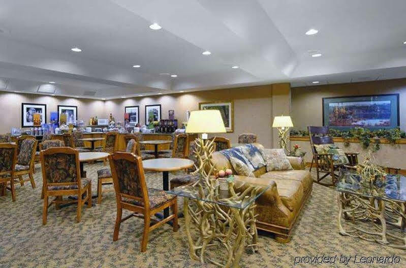 Hampton Inn Kansas City The Legends Kültér fotó